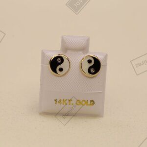 Yin Yang Stud Earrings, Solid 14K Yellow Gold — Aretes Yin Yang, Oro Amarillo.